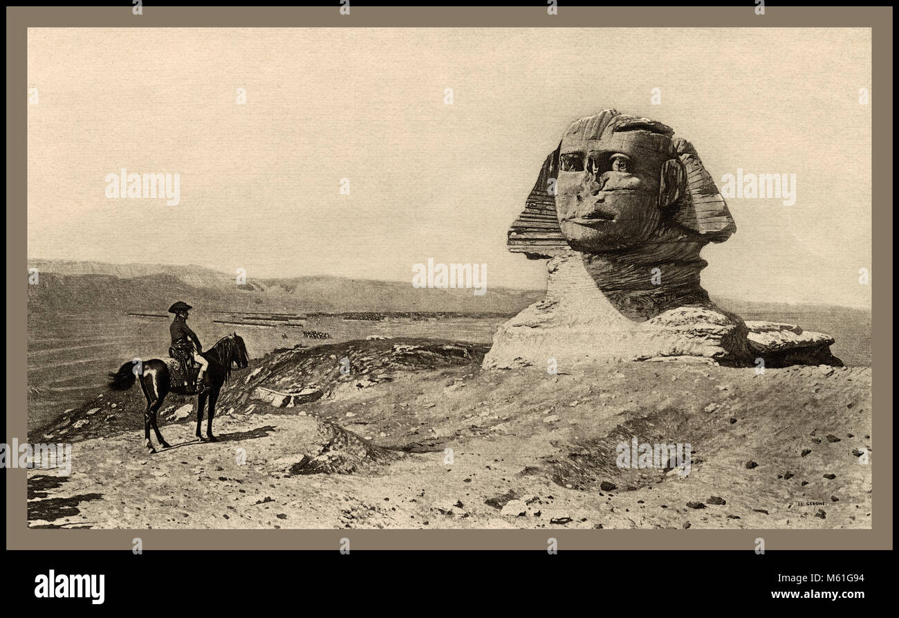 La SFINGE NAPOLETANA DELL'EGITTO la grande Sfinge di Giza è una statua calcarea di una sfinge reclinata, una creatura mitica con la testa di un umano e il corpo di un leone. Poster d'epoca con stampa propagandistica francese Napoleone Bonaparte in Egitto, di fronte alla Sfinge egiziana intorno al 1798 la campagna francese in Egitto e Siria (1798-1801) fu la campagna di Napoleone Bonaparte nei territori ottomani di Egitto e Siria, proclamata per difendere gli interessi commerciali francesi, indebolire l'accesso della Gran Bretagna all'India britannica e stabilire un'impresa scientifica nella regione. Foto Stock