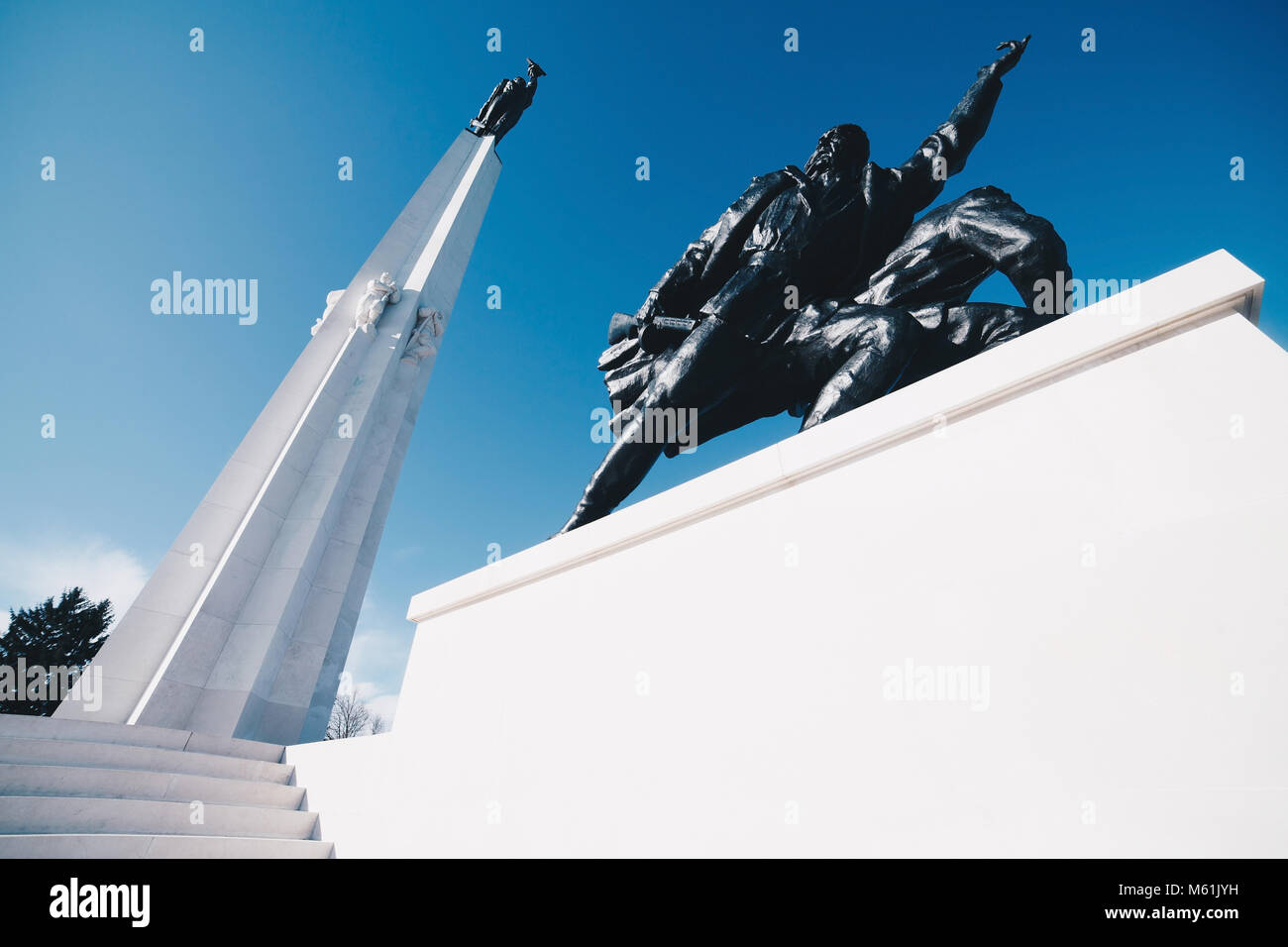 Batina, Croazia monumento in memoria del più grande e bloodest Guerra Mondiale 2 la battaglia sul suolo iugoslavo - Battaglia di Batina (1944). Vicino al fiume Danubio Foto Stock