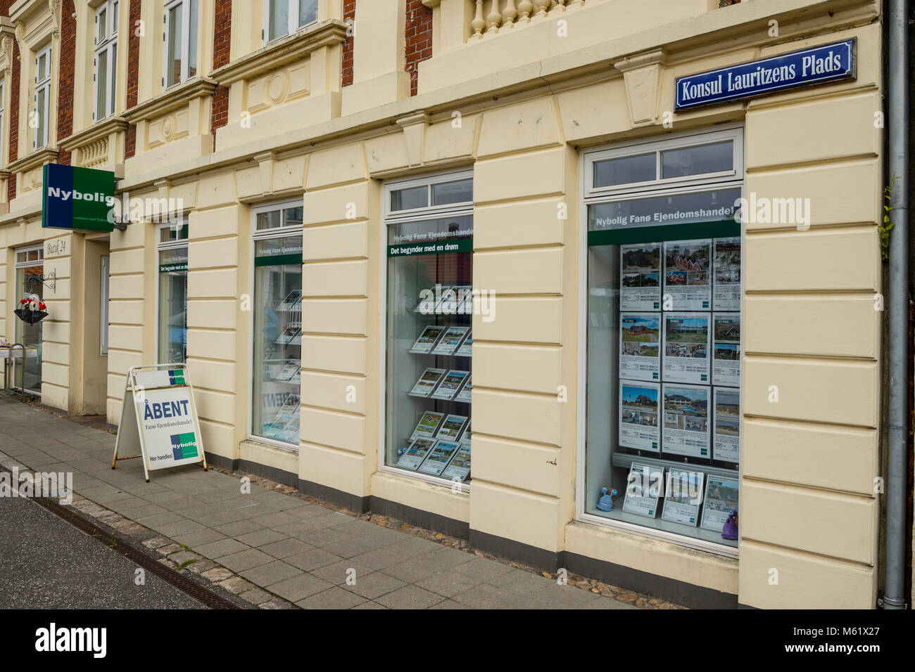 59/5000 Consul Lauritzen's Square in Nordby e Nybolig agente immobiliare, Foto Stock