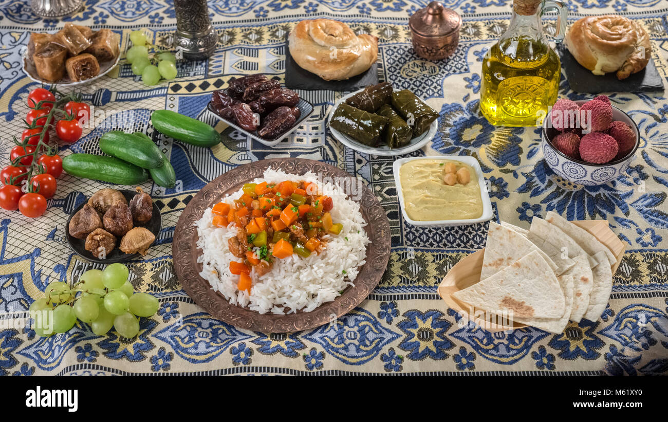 Ifthar pasto di sera per il Ramadan Foto Stock