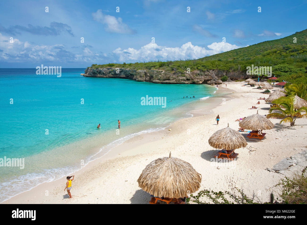I turisti alla famosa spiaggia di 'Grote Knip', Curacao, Antille olandesi, Caraibi, Mar dei Caraibi Foto Stock