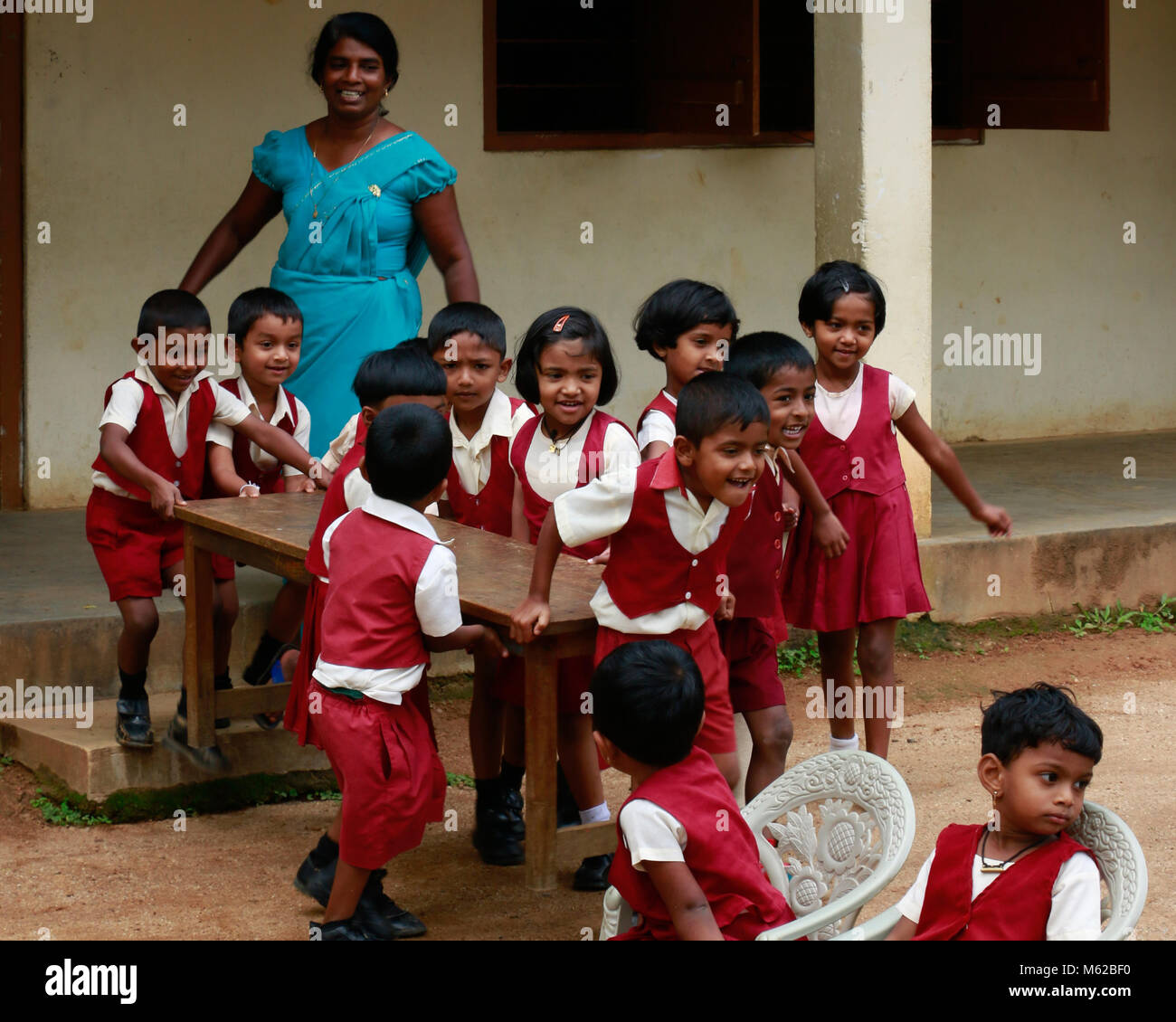 Sorriso del sud est asiatico i bambini Foto Stock
