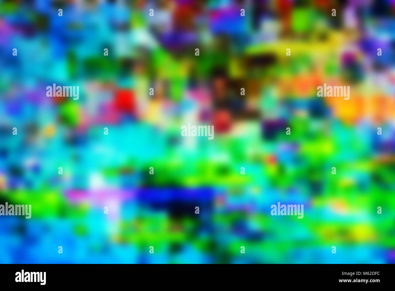 Abstract di sfocatura dello sfondo di glitch, sfocati sullo schermo tv durante il guasto di trasmissione Foto Stock