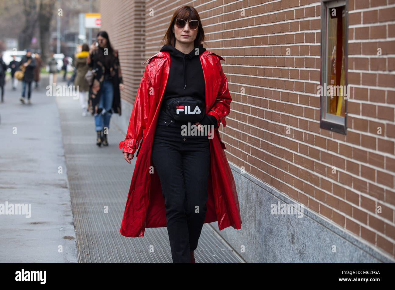 La Fashion Week di Milano FW18 Street Style, Day 2, 22 Febbraio 2018 Foto Stock