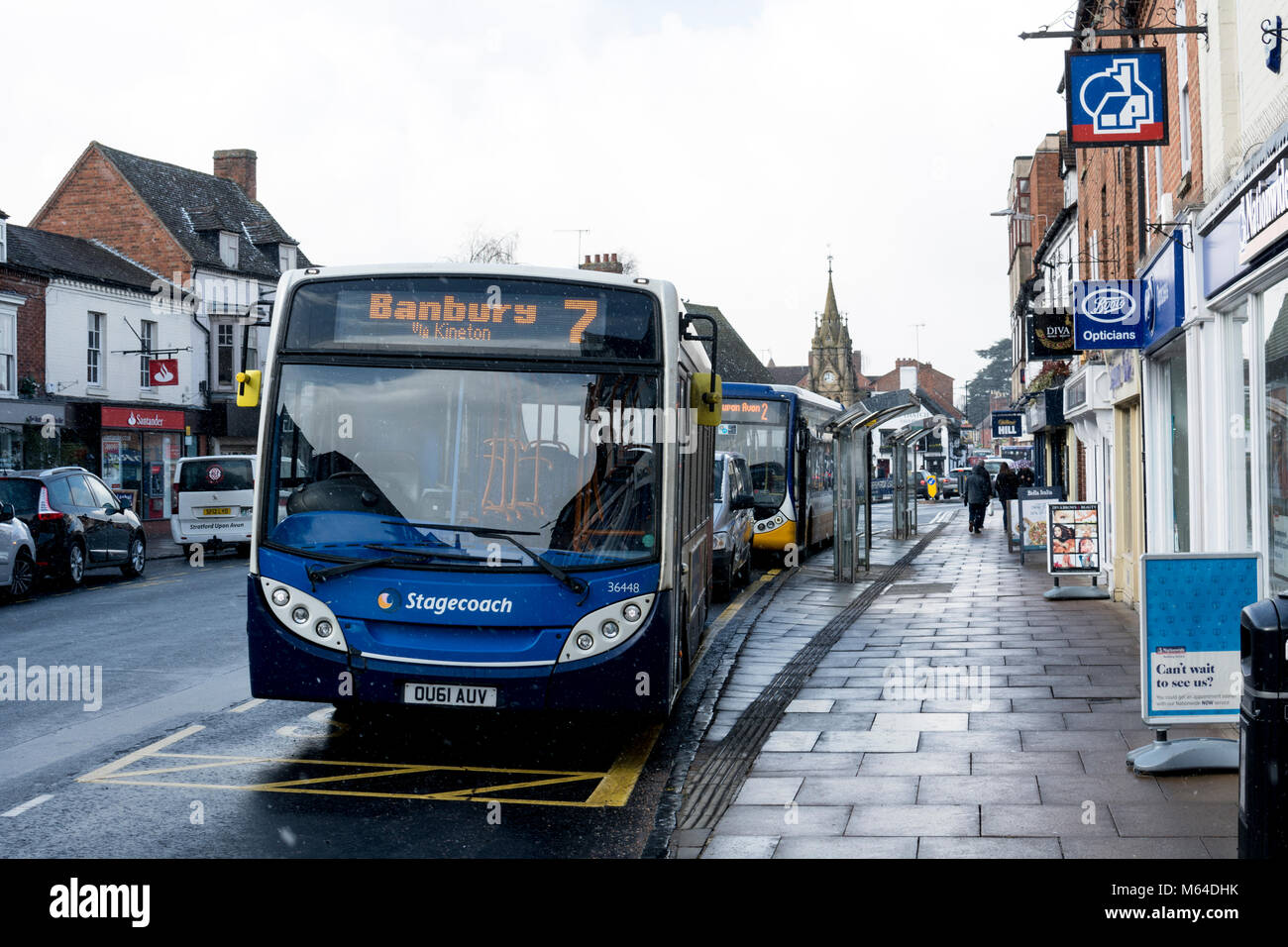 Stagecoach n. 7 servizio di autobus fino a Banbury, Wood Street, Stratford-upon-Avon, Warwickshire, Regno Unito Foto Stock