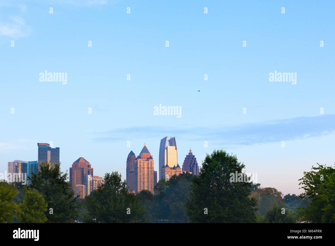 Midtown skyline della città da Piedmont Park, Atlanta, Georgia, Stati Uniti d'America Foto Stock