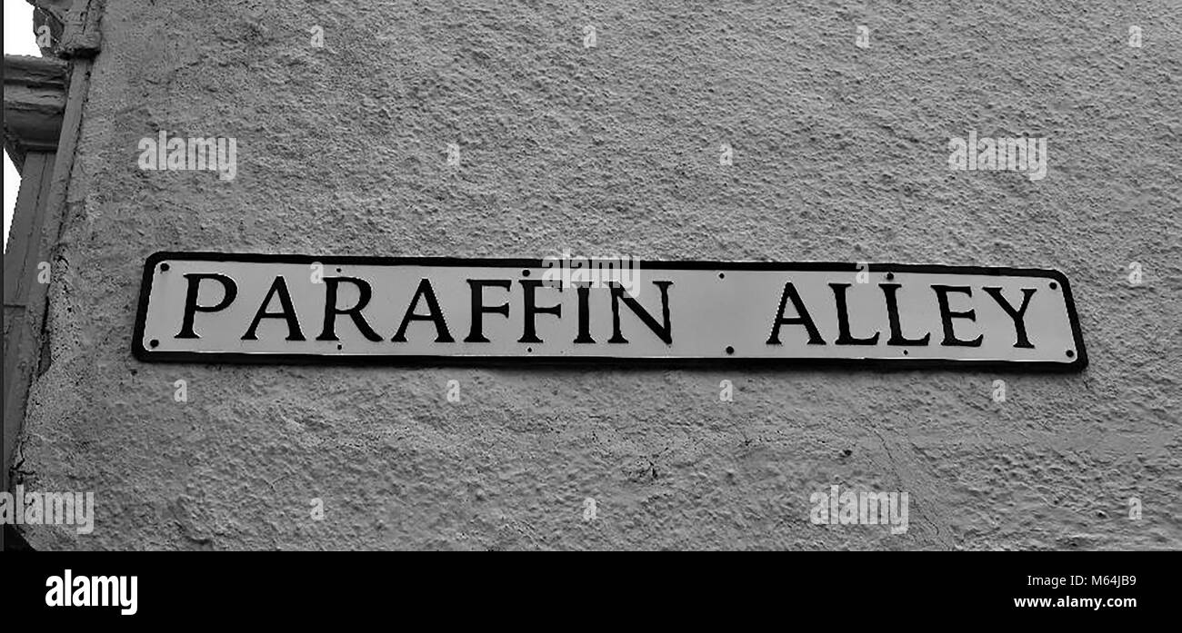 Prove di ex industries ha trovato in British i nomi delle strade - Vicolo di paraffina, Keswick, Cumbria, Gran Bretagna . (Paraffina=kerosene ) Foto Stock