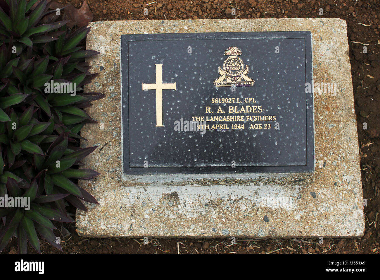 Guwahati Cimitero di Guerra, singoli dettagli delle tombe. Foto Stock