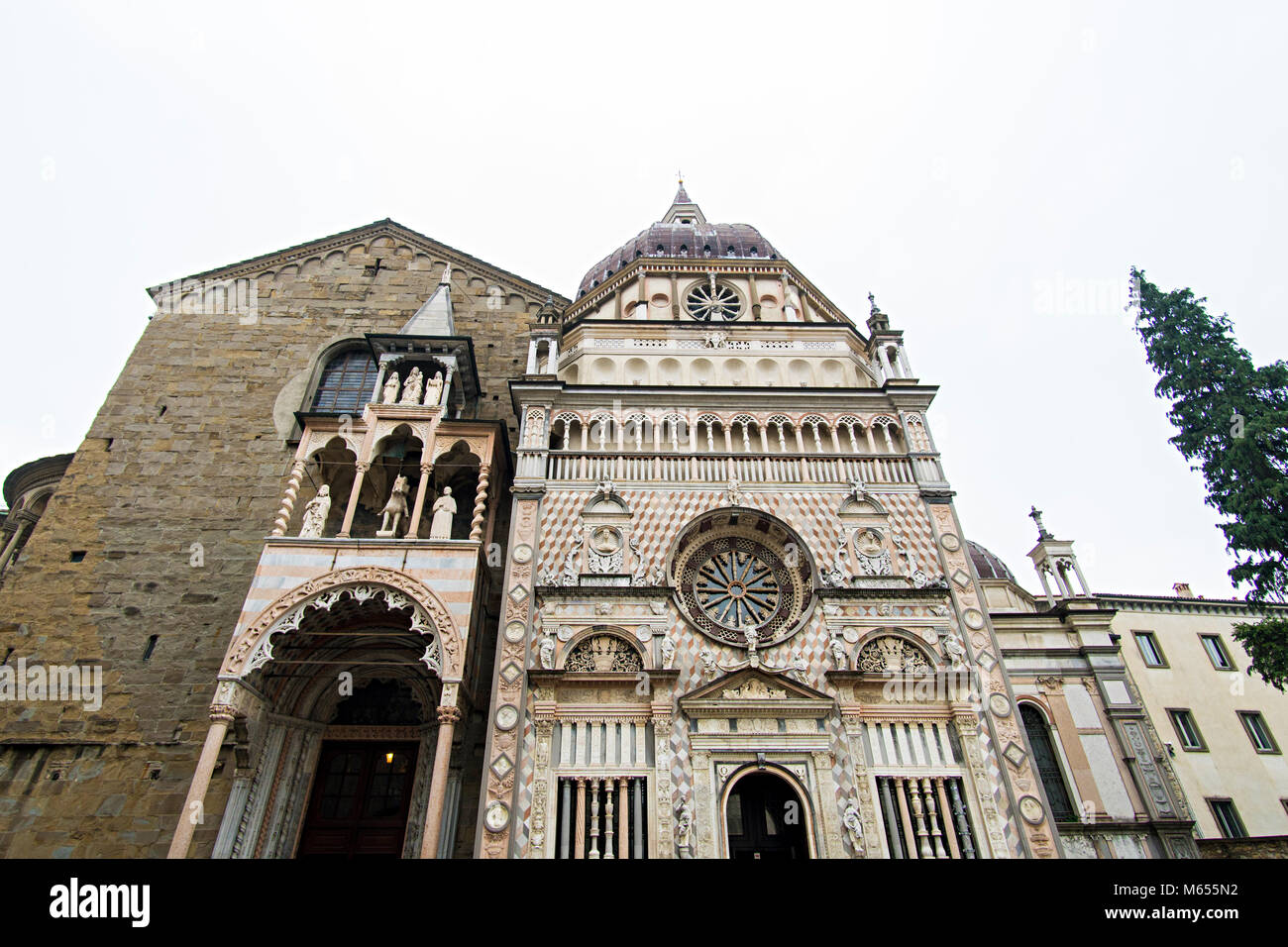 Basilica di Santa Maria Maggiore e la Cappella Colleoni a Bergamo, Italia Foto Stock