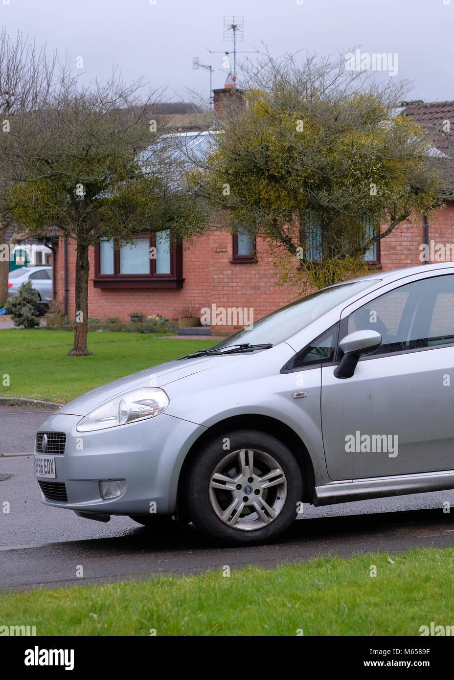 Febbraio 2018 - Argento 2007 Fiat Grande Punto Foto Stock