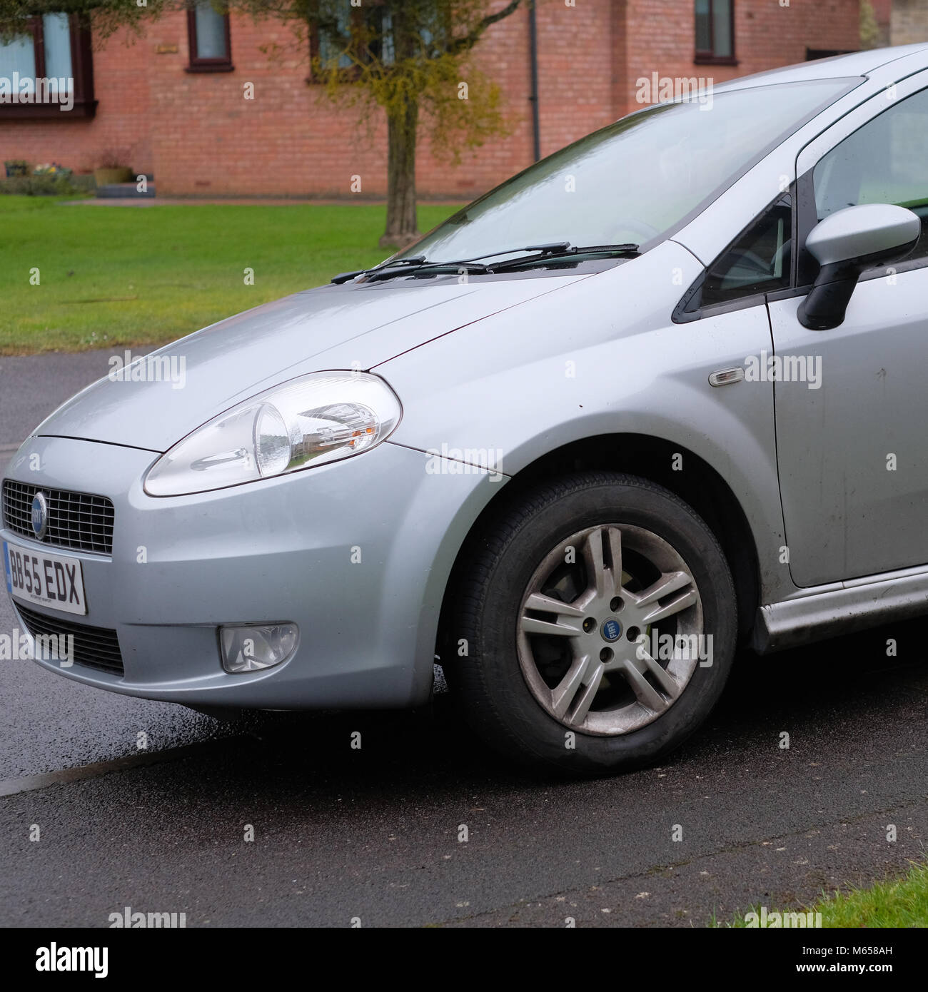 Febbraio 2018 - Argento 2007 Fiat Grande Punto Foto Stock