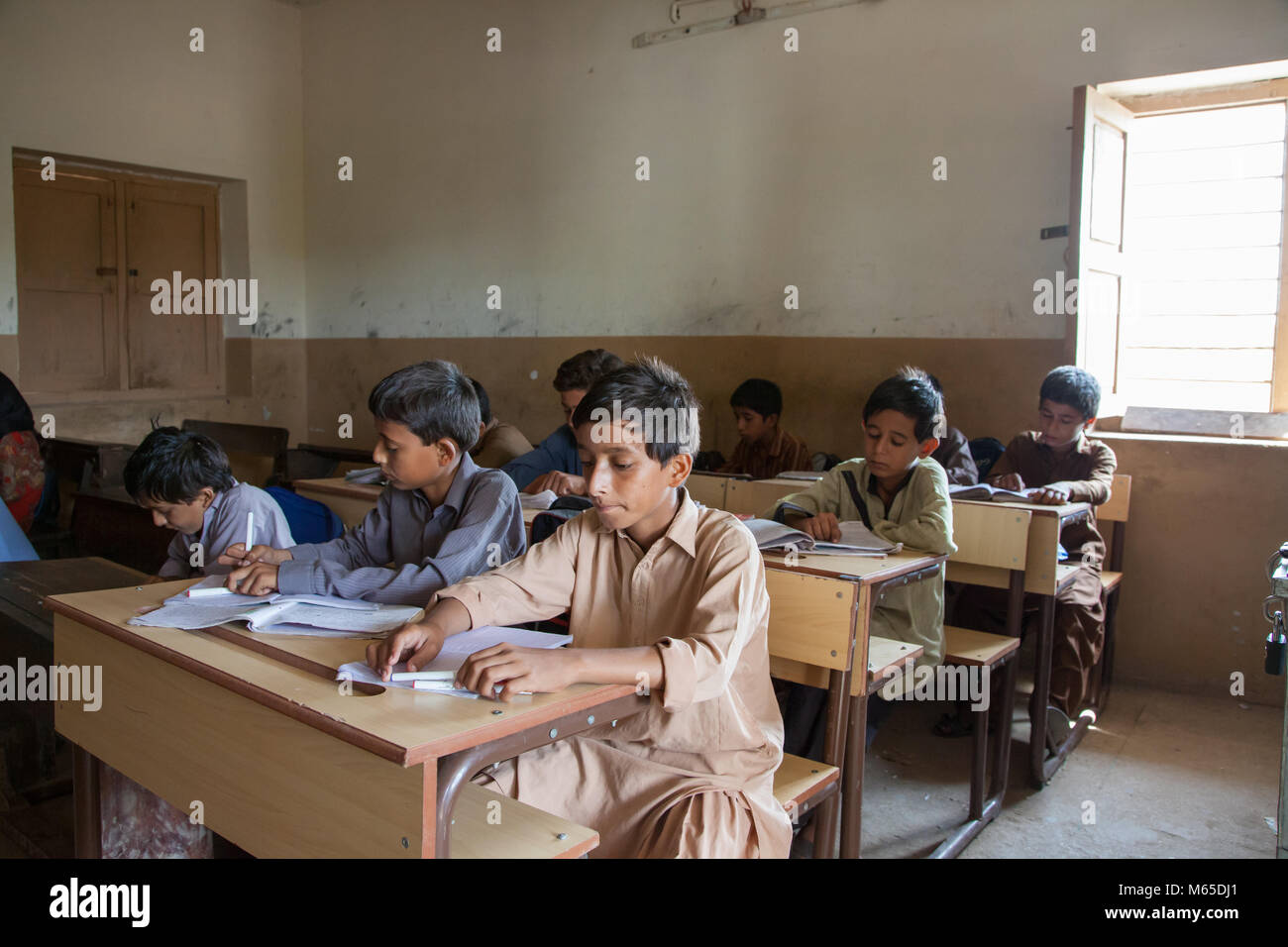 Istruzione nel governo pakistano scuole Foto Stock