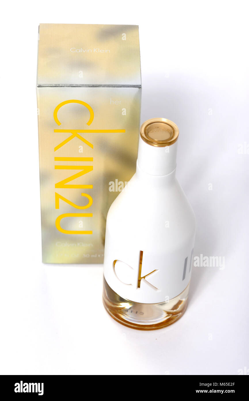 Calvin Klein, perfum, bottiglia, ck, in2u, profumo, spirito, odore prodotto, profumo, mens bottiglia di profumo, parfum, eau de toilette Foto Stock