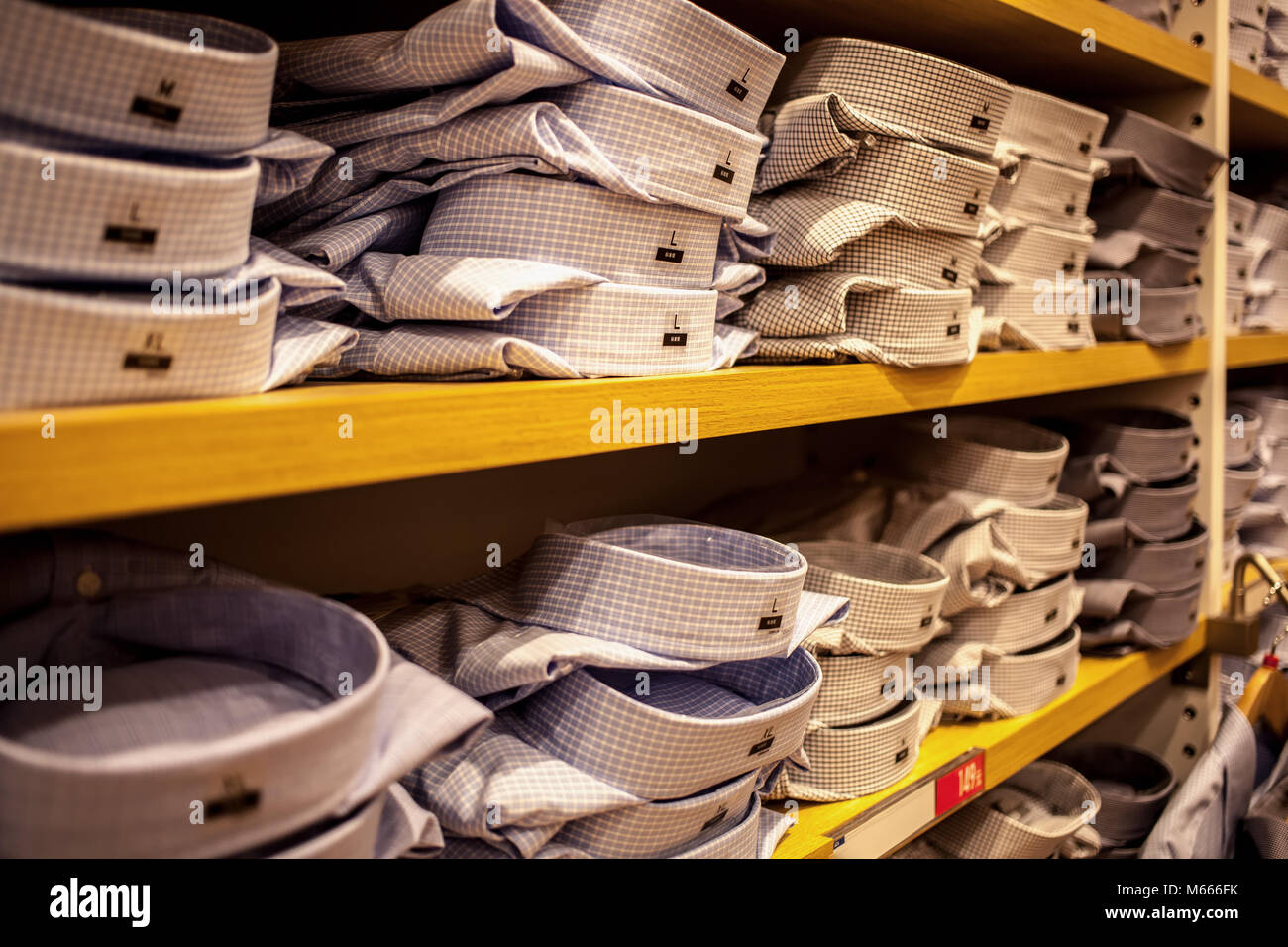 Adulto negozi di abbigliamento, i negozi di abbigliamento Foto Stock