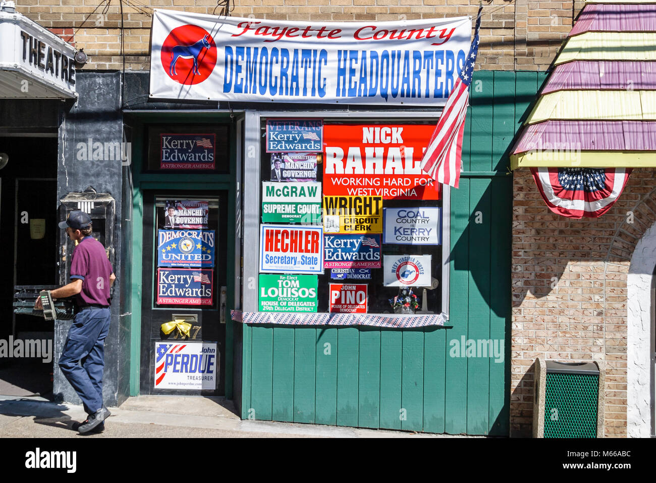 West Virginia, Appalachia Fayette County, Fayetteville, Court Street, Fayette County Democratic Headquarters, politica, governo, elezioni, voto, conteggio Foto Stock