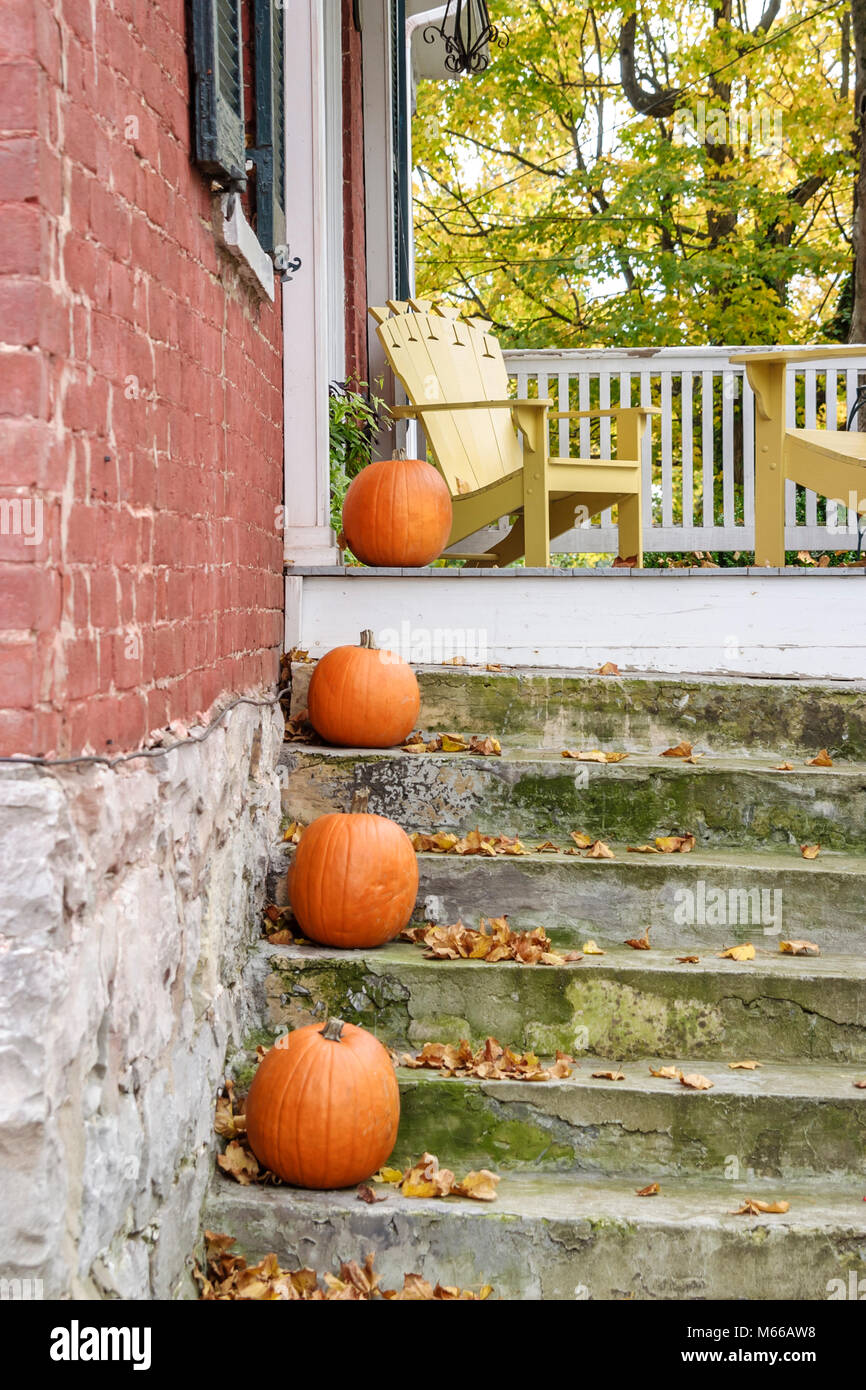 West Virginia Greenbrier County, Lewisburg, storica casa in mattoni, casa case case residenza proprietà, quartiere, scalini residenziali scale Foto Stock