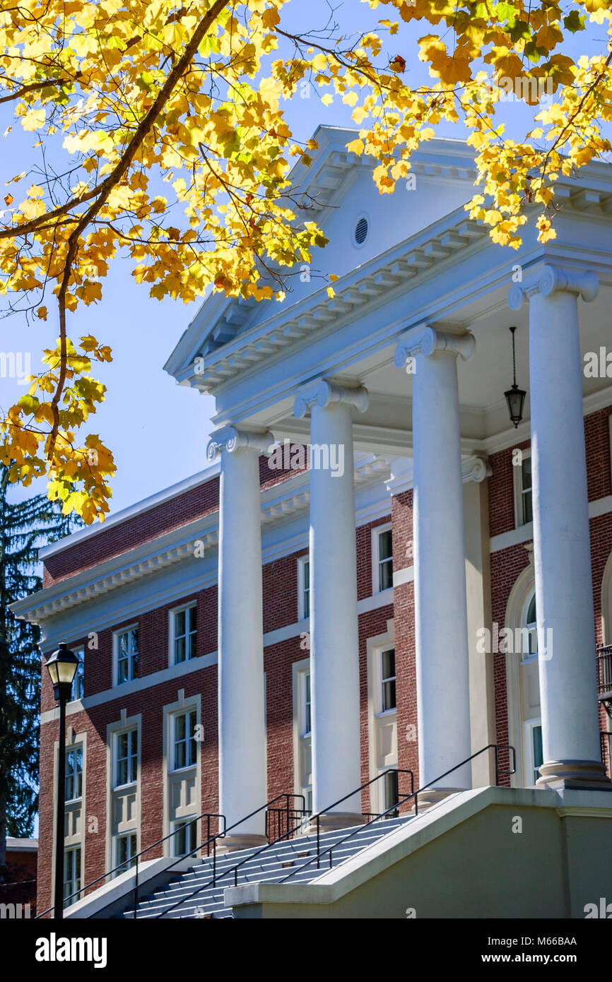 West Virginia Greenbrier County, quartiere di Lewisburg, residenziale, università, scuola, campus, autunno colori, cambio foglie, autunno, stagione, alberi, erbaccia Foto Stock
