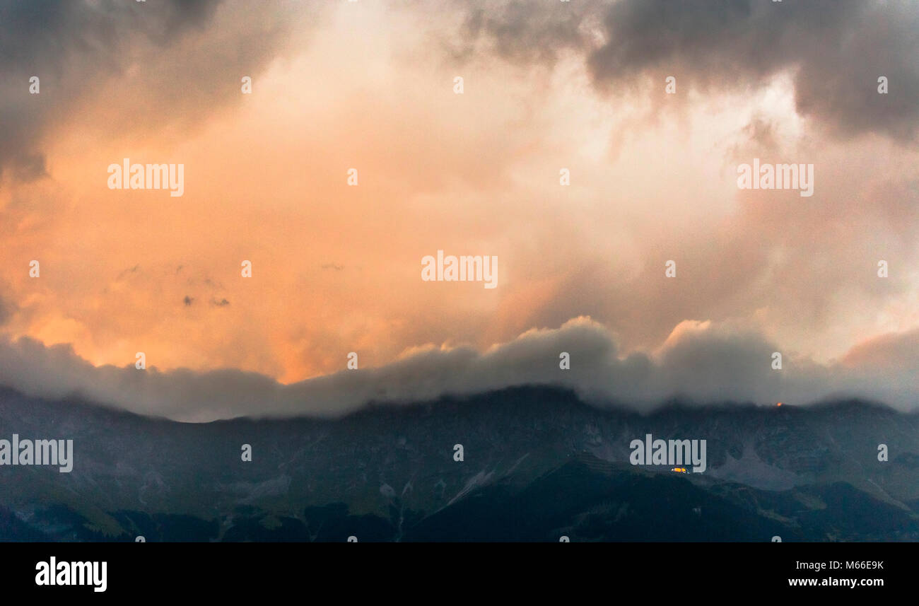 Tramonto in montagna all'Alpi austriache Foto Stock