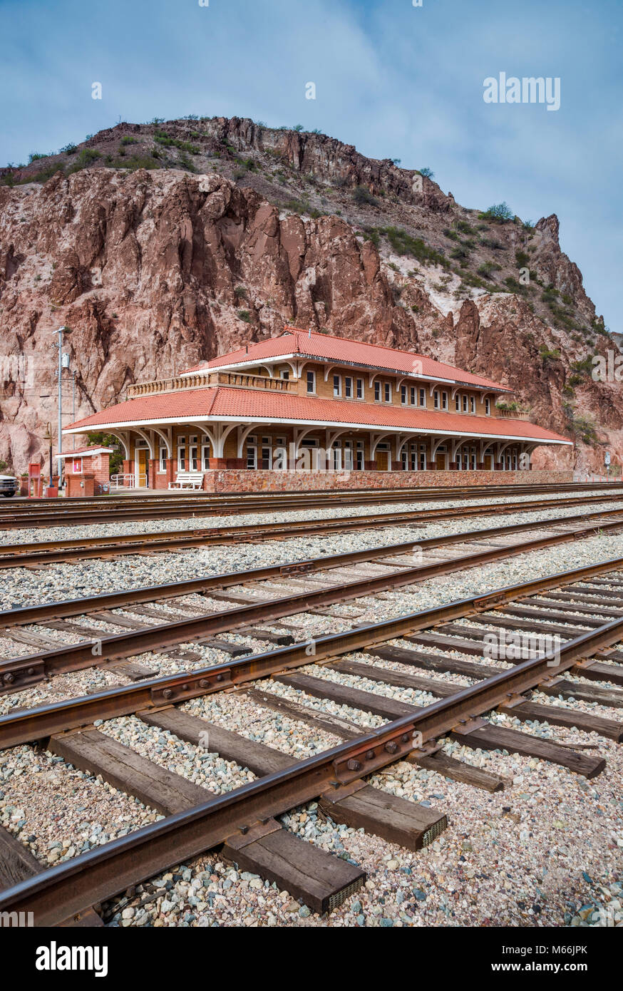 Deposito ferroviario storico, costruito 1913, ora utilizzato dalla Camera di Commercio di Clifton, Arizona, Stati Uniti d'America Foto Stock