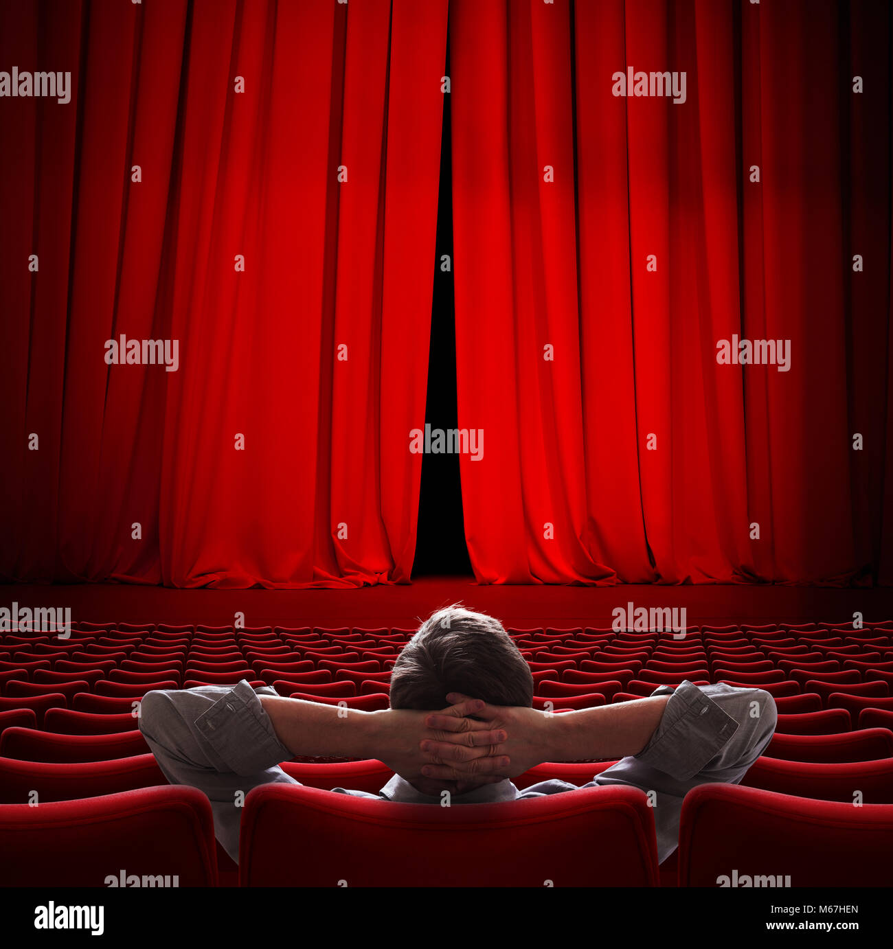 VIP seduto in movie theater sipario rosso 3d illustrazione Foto Stock