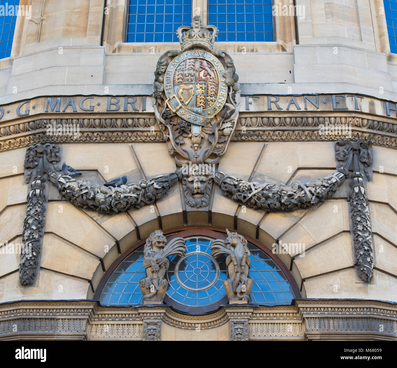 Sheldonian Theatre stemma architettura dettaglio. Oxford, Oxfordshire, Inghilterra Foto Stock