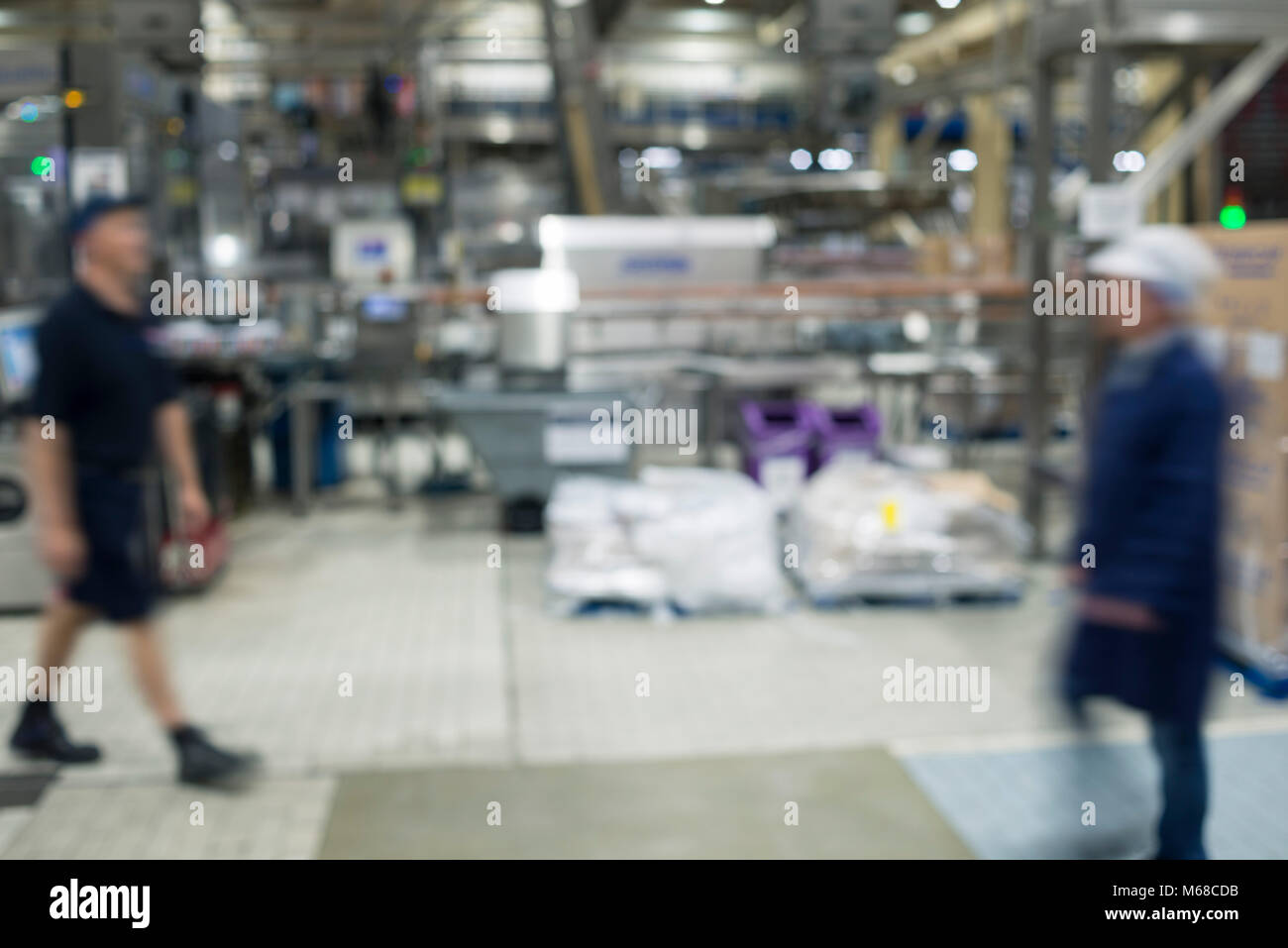 All'interno del G Barr fabbrica di Irn Bru bere sulla linea di produzione Foto Stock