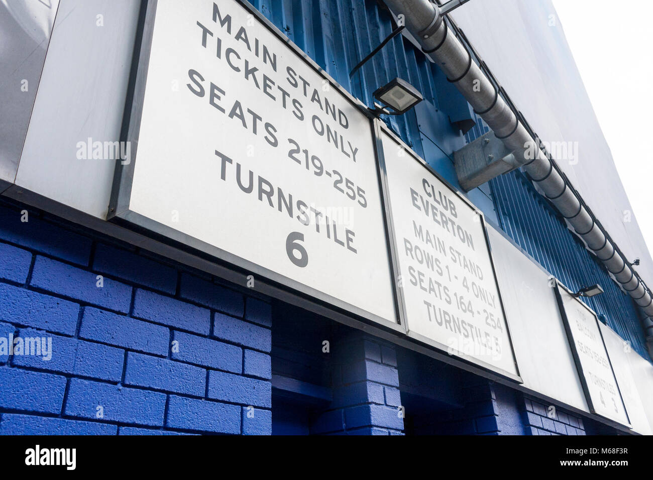 Tornello sei entrata a Goodison Park, casa di Everton Football Club. Liverpool, Merseyside Foto Stock