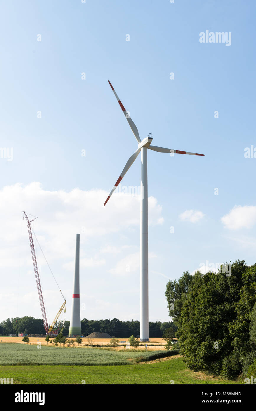 Costruzione di una turbina eolica - un concetto per la produzione energetica sostenibile Foto Stock