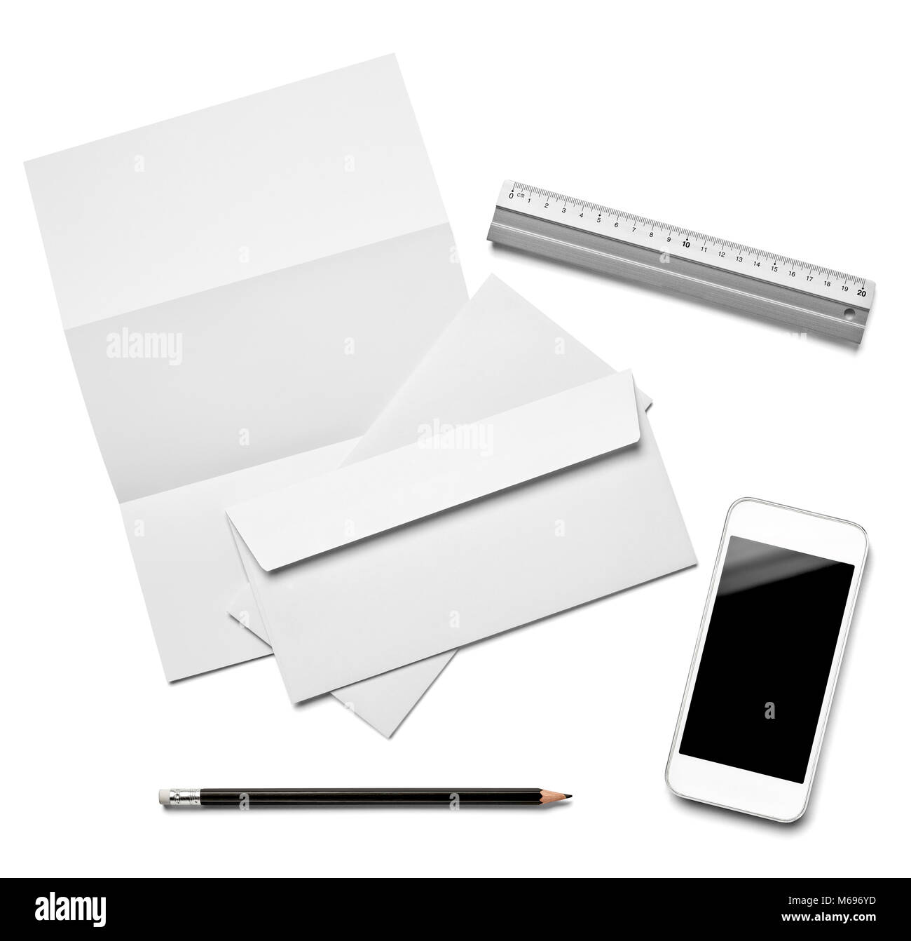 Raccolta di vari white business stampa, penna, matita e il telefono e tablet modelli su sfondo bianco. ciascuno è girato separatamente Foto Stock