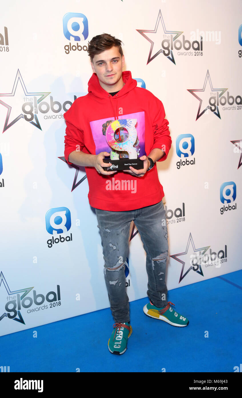 Martin Garrix con il premio per il miglior Pop Dance in sala stampa al Global Awards, un nuovissimo premi mostra ospitata da Global, Media e Entertainment Group, a Londra, Eventim Apollo Hammersmith. Picture Data: giovedì 1 marzo 2018. Vedere PA storia SHOWBIZ globale. Foto di credito dovrebbe leggere: Isabel Infantes/PA FILO Foto Stock
