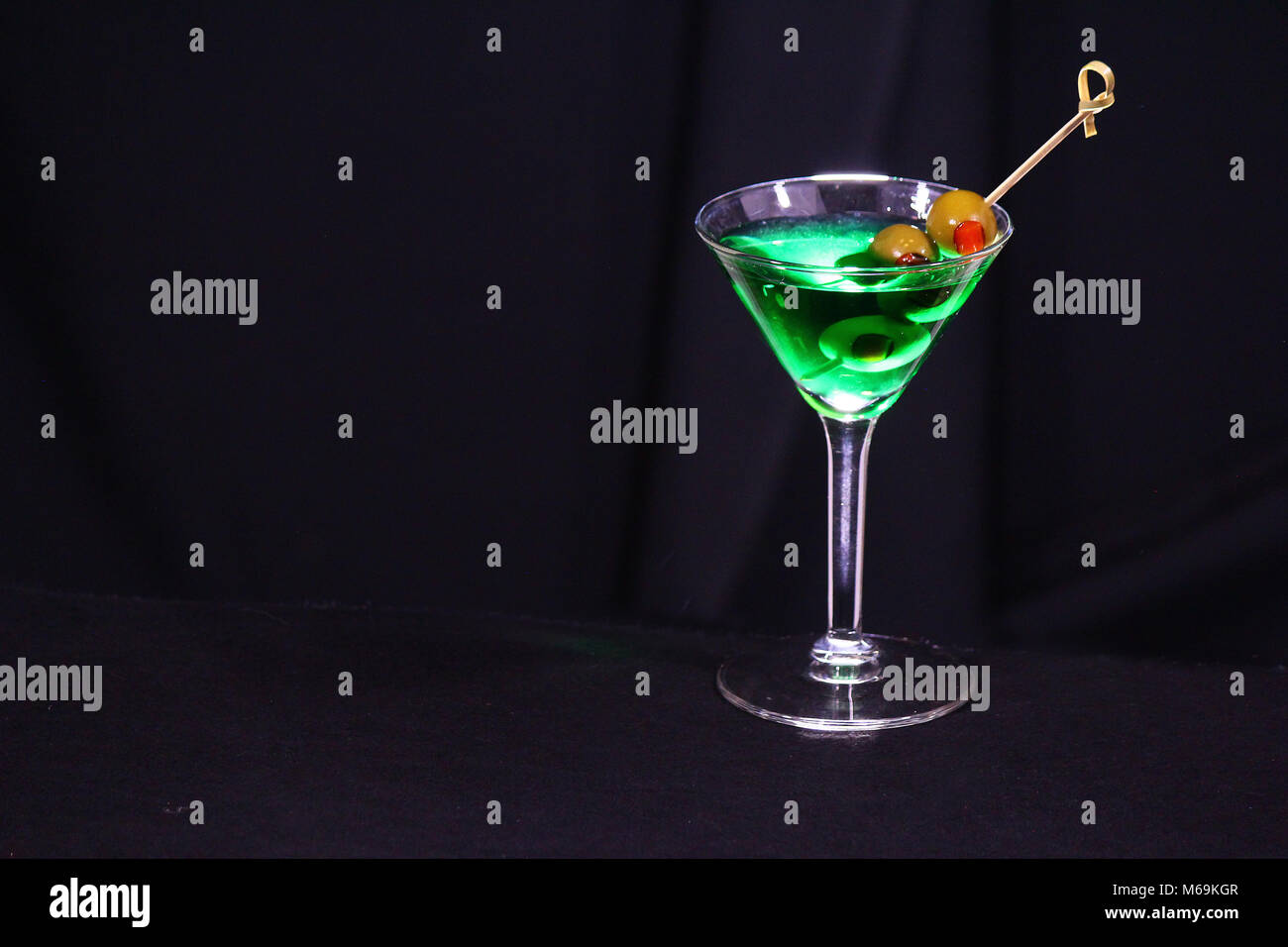 Cocktail di verde per San Patrizio giorno Foto Stock