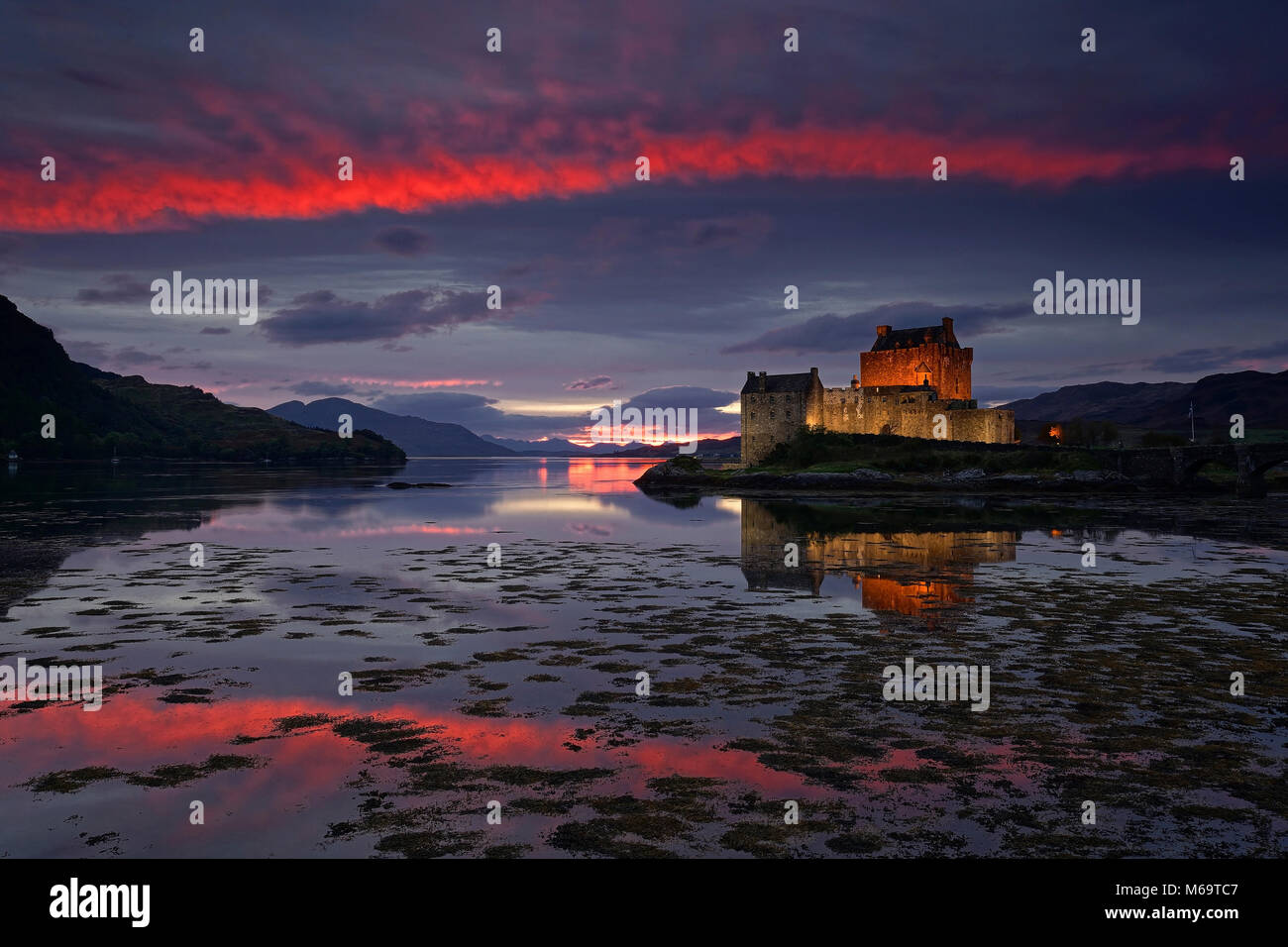 Castello Eilean Donan in Scozia Foto Stock