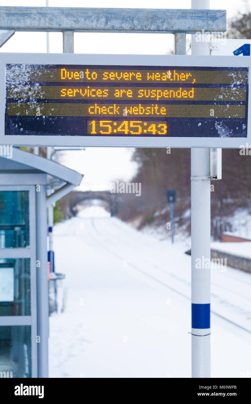 Dalgety Bay,Fife, Scozia. 01 marzo 2018. Tutti i servizi dei treni annullata in Fife scozia a causa di neve avverse condizioni meteo (Bestia da est) © Richard Newton / Alamy Live News Foto Stock