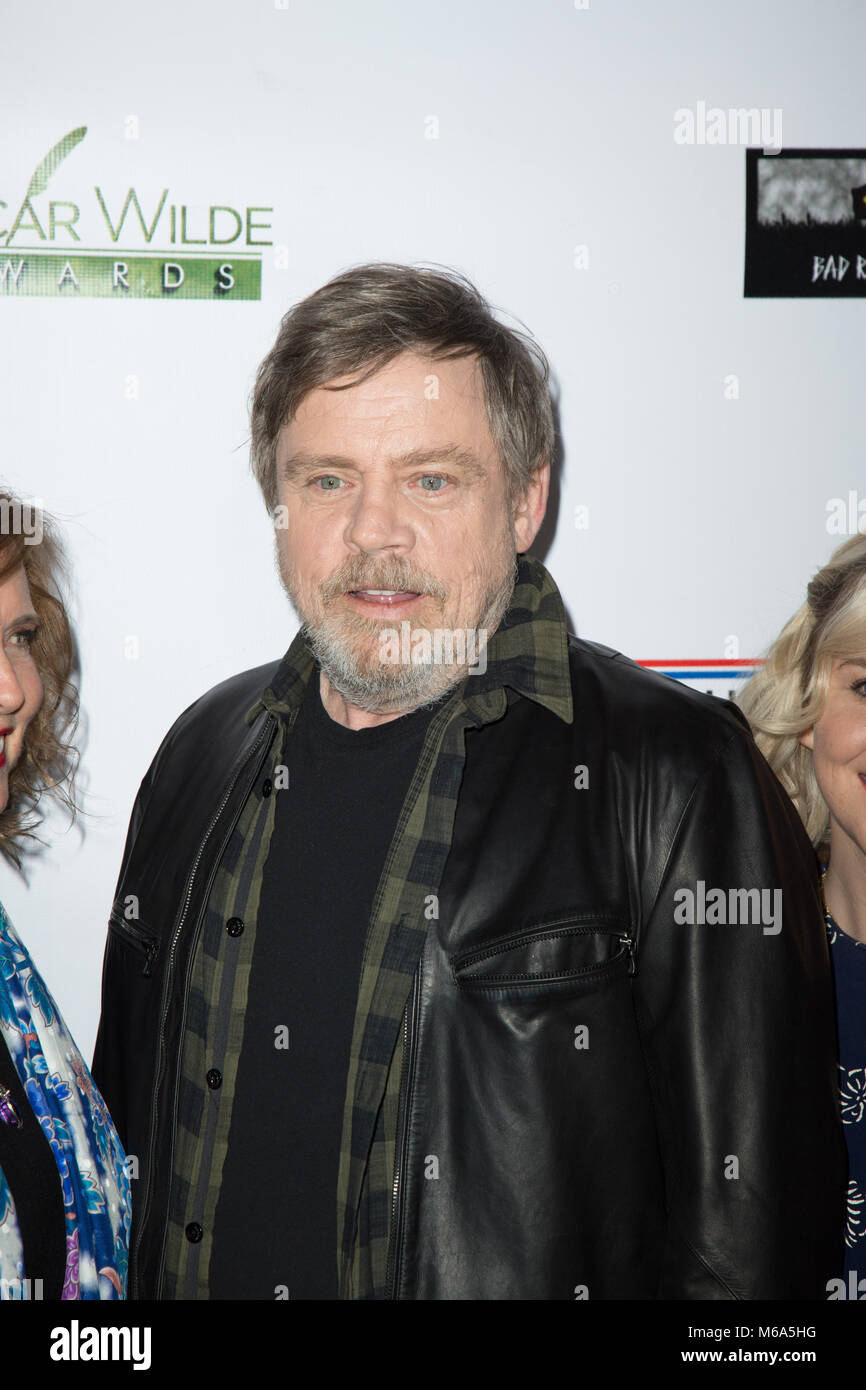 Santa Monica, Stati Uniti d'America. 01 Mar, 2018. Mark Hamill assiste il XIII annuale di Oscar Wilde Awards a Bad Robot su Marzo 1, 2018 in Santa Monica, California. Credito: la foto di accesso/Alamy Live News Foto Stock