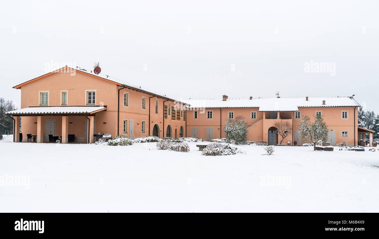 Tuscan Resort dopo la nevicata, Pontedera, Pisa, Toscana, Italia Foto Stock