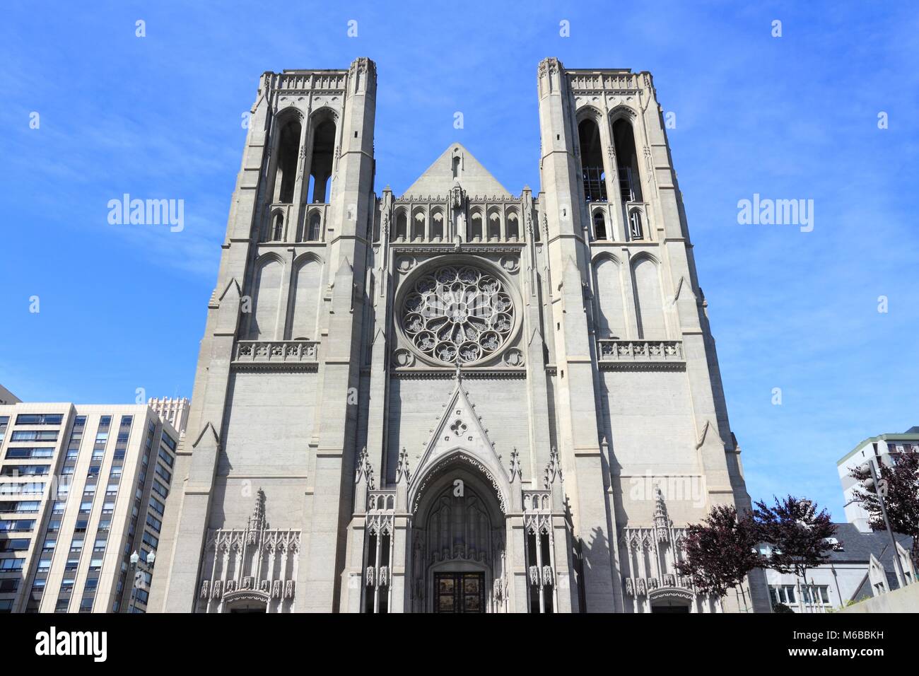San Francisco, California, Stati Uniti - bellissima architettura antica di grazia cattedrale. Foto Stock