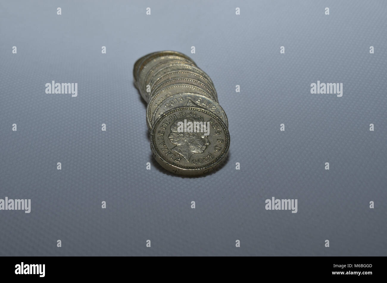 Il vecchio stile pound monete Foto Stock