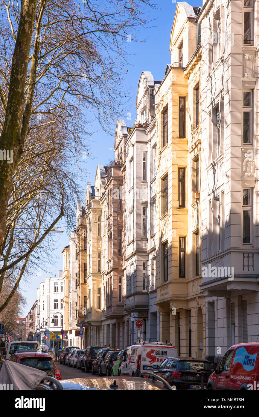 Case a Weissenburg Street nel quartiere di Agnes, Colonia, Germania Haeuser in der Weissenburgstrasse Agnesviertel im, Koeln, Deutschland. Foto Stock