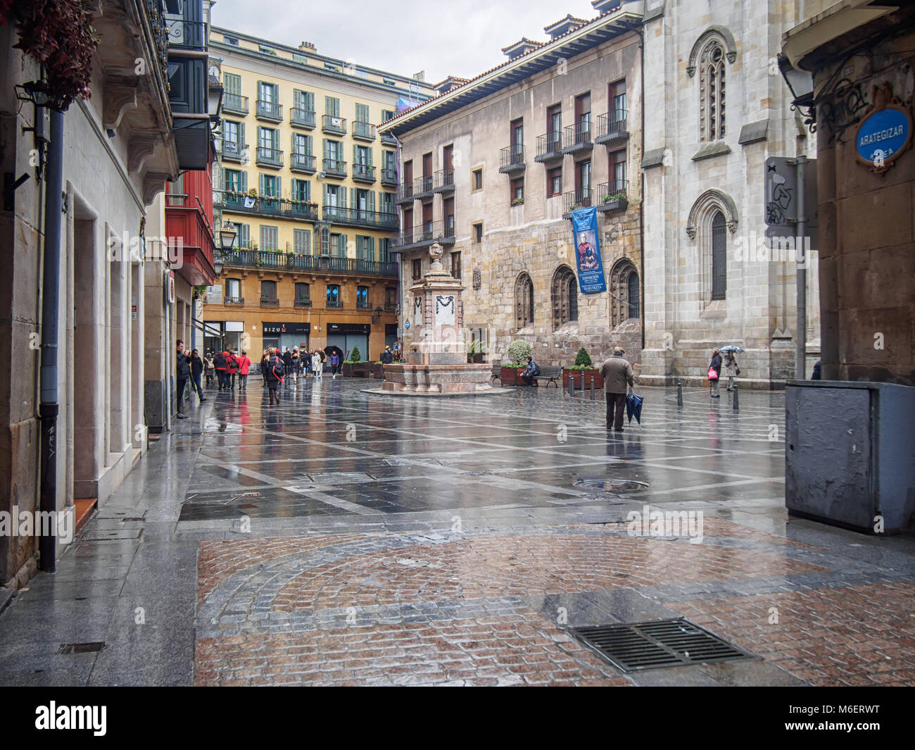 BILBAO, Spagna-febbraio 11, 2018: Plazuela de santiago piazza della Cattedrale di Santiago nel Casco Viejo District Foto Stock