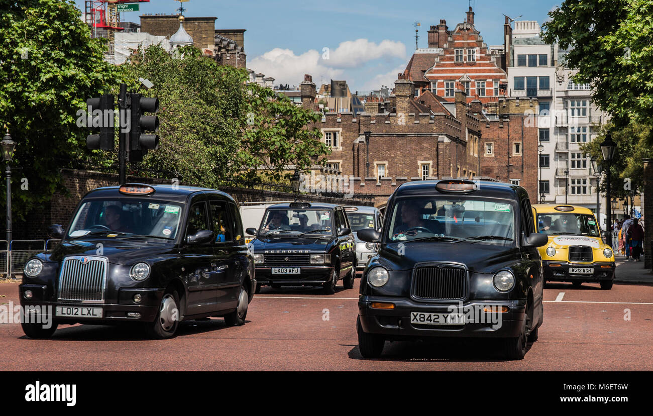 Taxi a Londra, Inghilterra Foto Stock