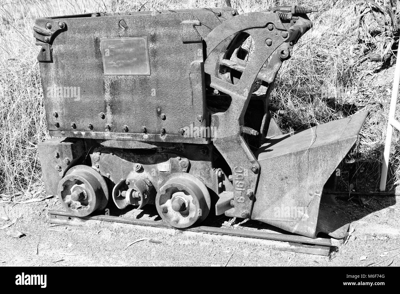 In Australia le vecchie e arrugginite carrello minerario e ferrovia rotto Foto Stock