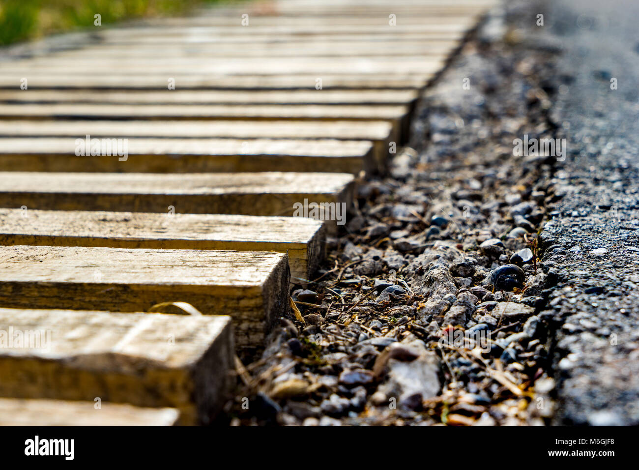 Reticolo in legno per acqua piovana Foto Stock