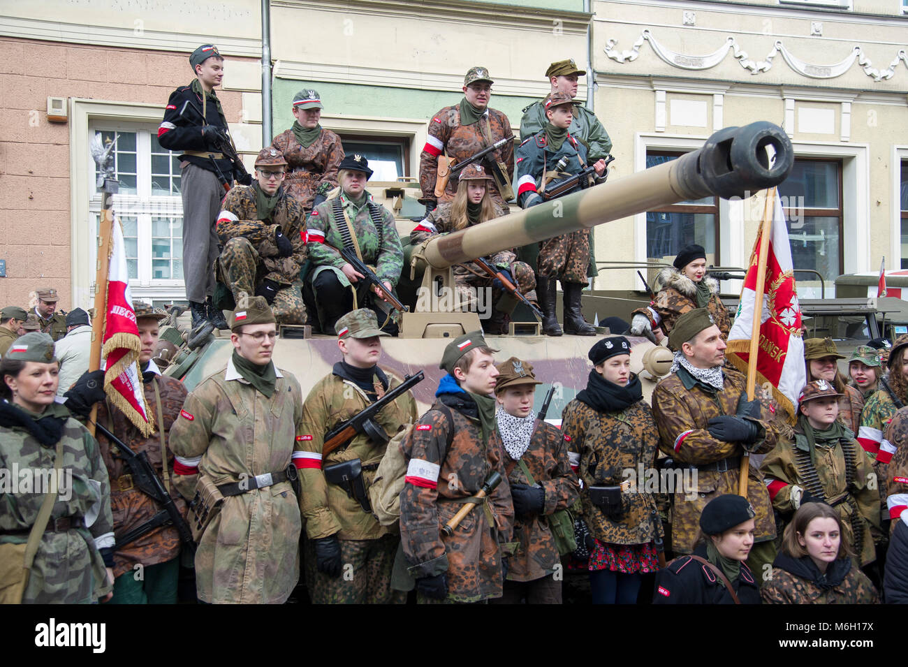 La ricostruzione della seconda guerra mondiale tedesco serbatoio media Sd.Kfz. 171 Panzerkampfwagen V Panther durante il IV Defilade nazionale della memoria dei soldati maledetto in Gdansk, Polonia. Il 4 marzo 2018. Nei primi giorni della Insurrezione di Varsavia nel 1944 almeno due serbatoi di Panther sono stati catturati dal polacco insorti e utilizzati nelle azioni contro i tedeschi. Uno dei è stato chiamato Pudel (Poodle) © Wojciech Strozyk / Alamy Live News Foto Stock