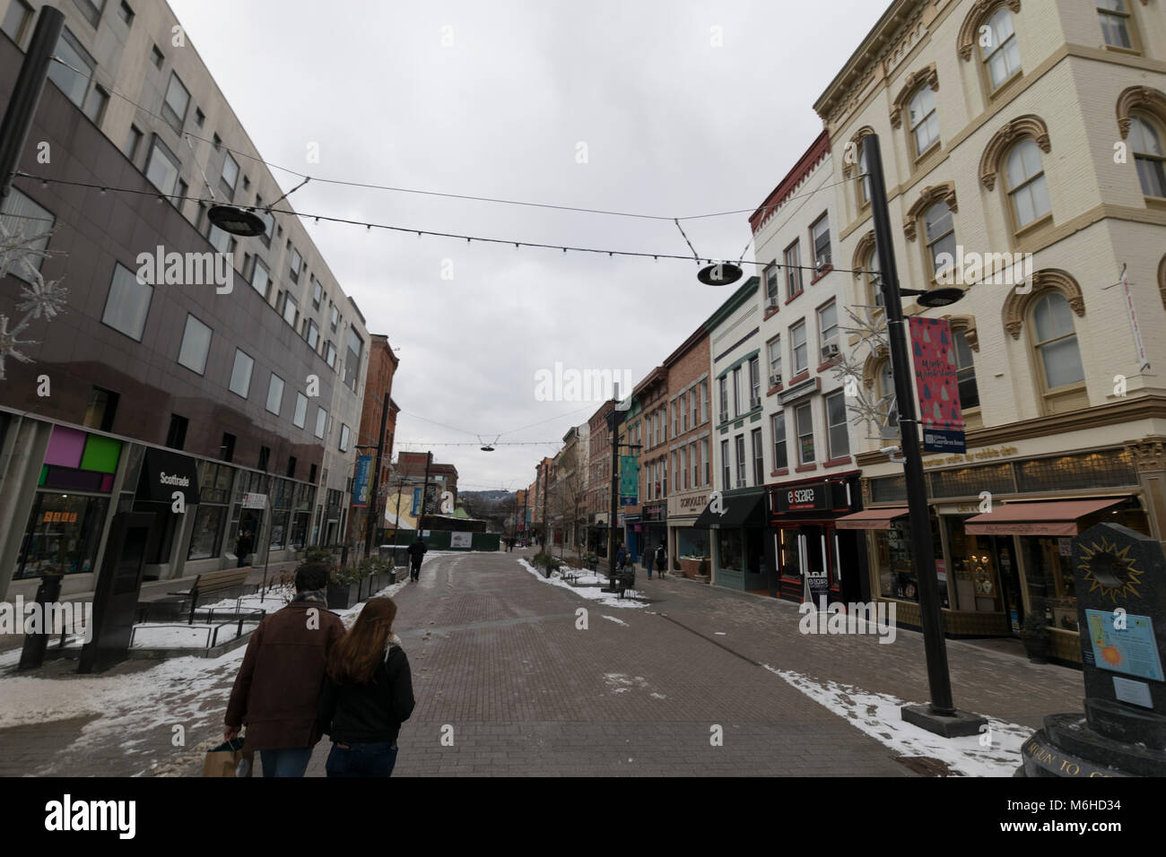 Downtown Ithaca Commons area, Ithaca NY Foto Stock