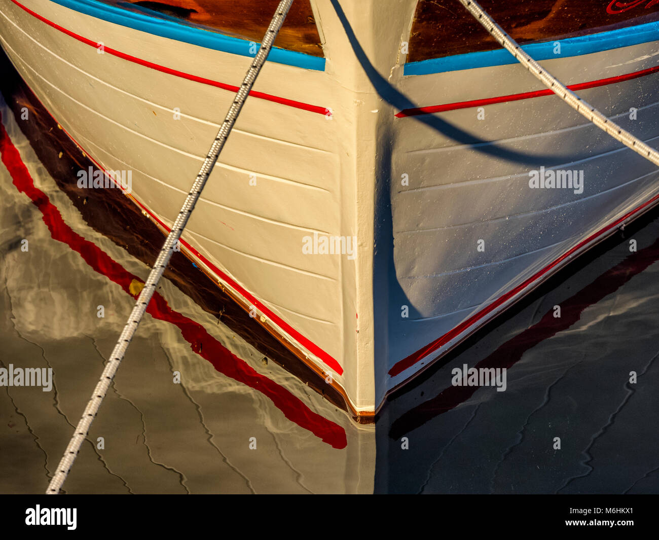 Ormeggiata barche da pesca sull isola d Ischia, Italia Foto Stock