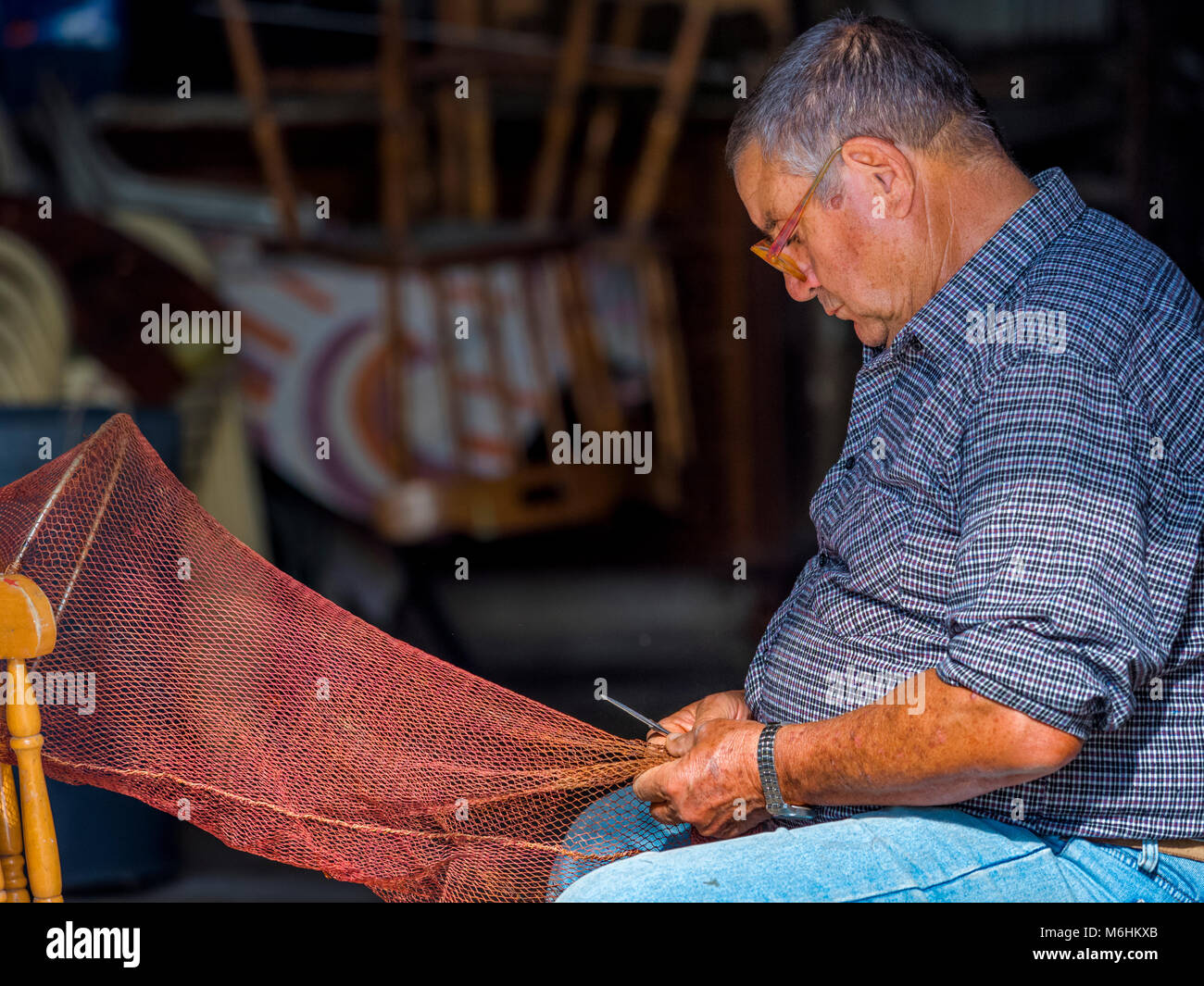 Rammendo delle reti da pesca sull isola di Procida, Italia Foto Stock