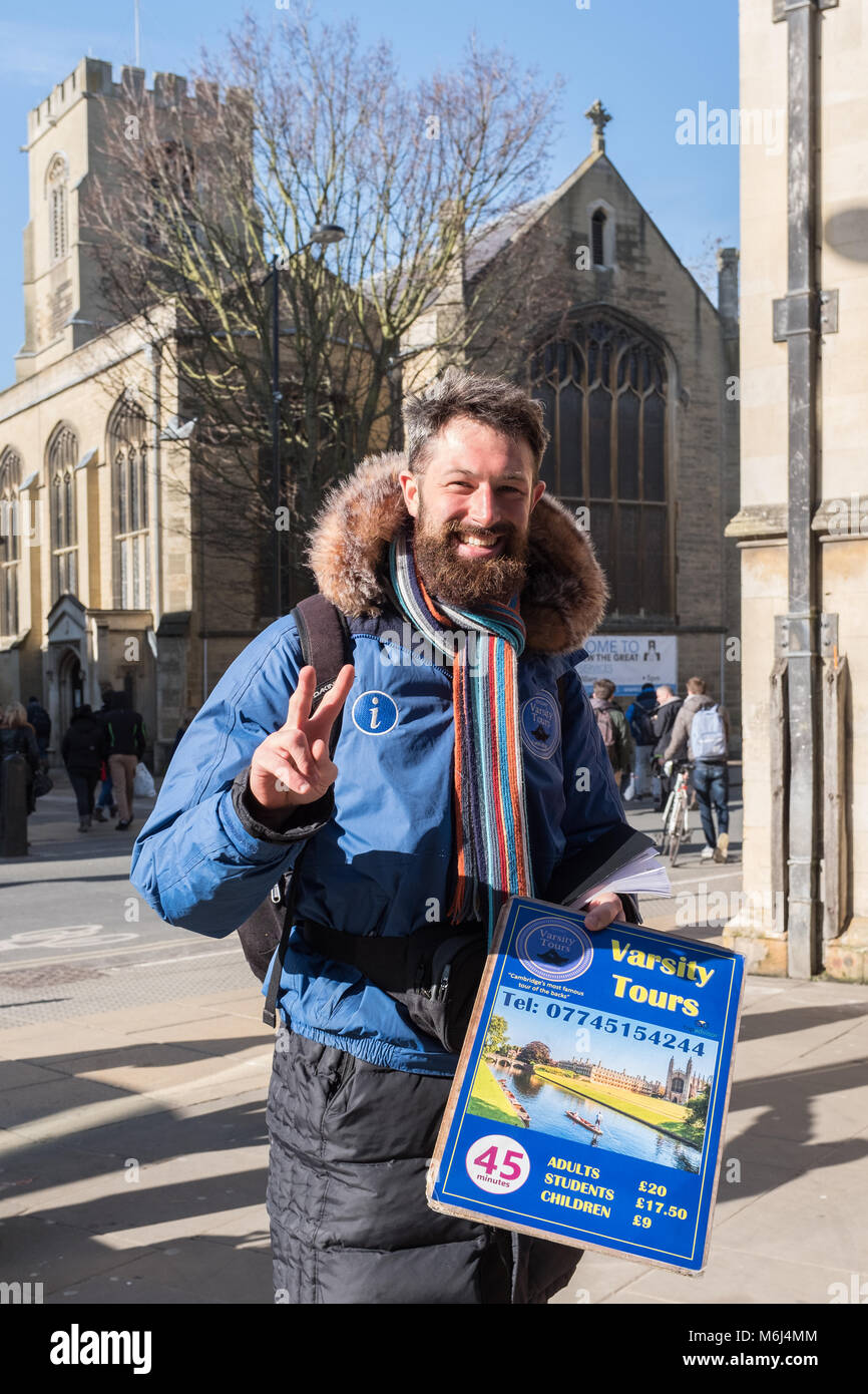 Punting tour guida, Cambridge, Regno Unito Foto Stock