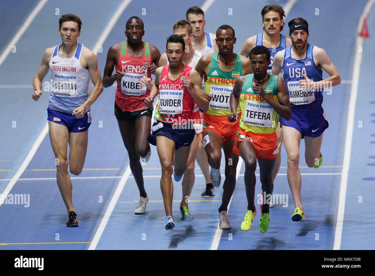 Birmingham. Mar 4, 2018. Samuel Tefera (2R) di Etiopia compete durante gli uomini 1500m finale della IAAF Campionati mondiali Indoor Arena a Birmingham in Birmingham, Gran Bretagna il 4 marzo 2018. Credito: Tim Irlanda/Xinhua/Alamy Live News Foto Stock