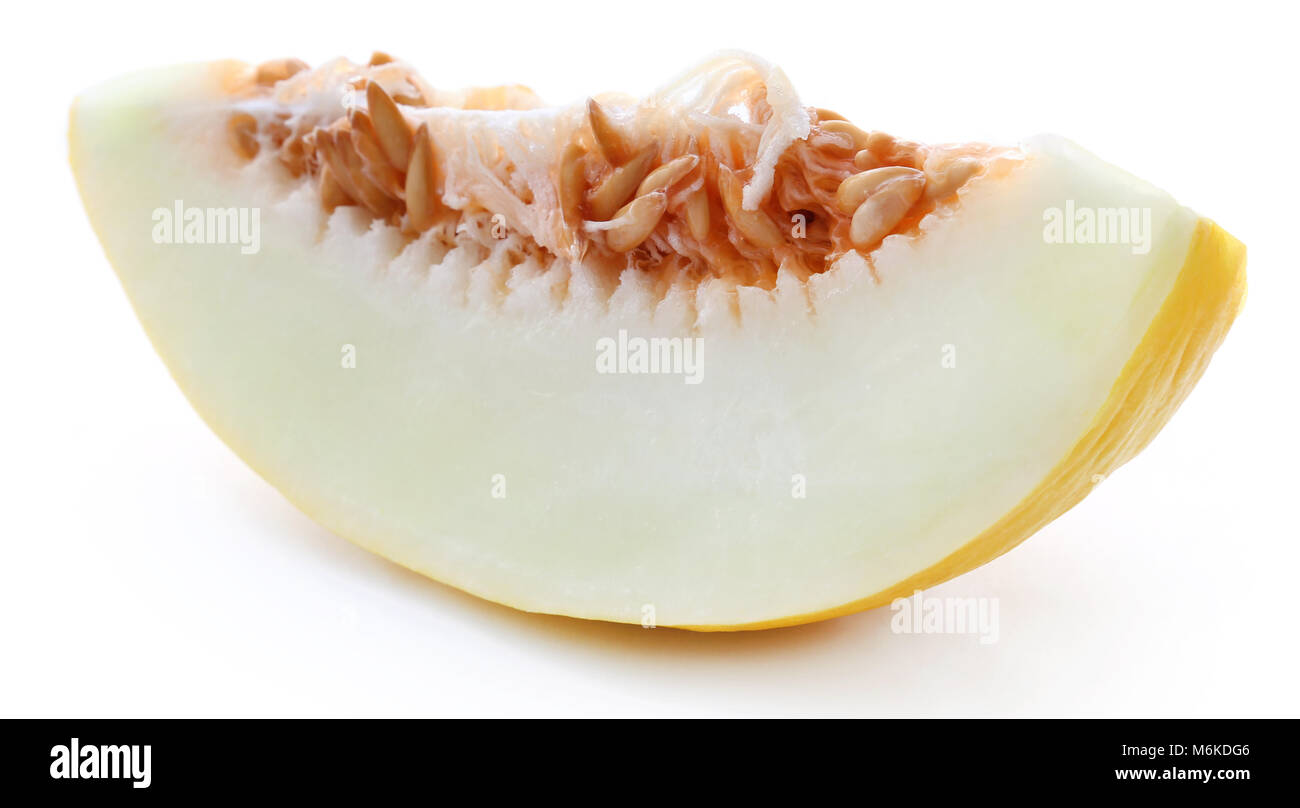 Brillante di melone Honeydew su sfondo bianco Foto Stock