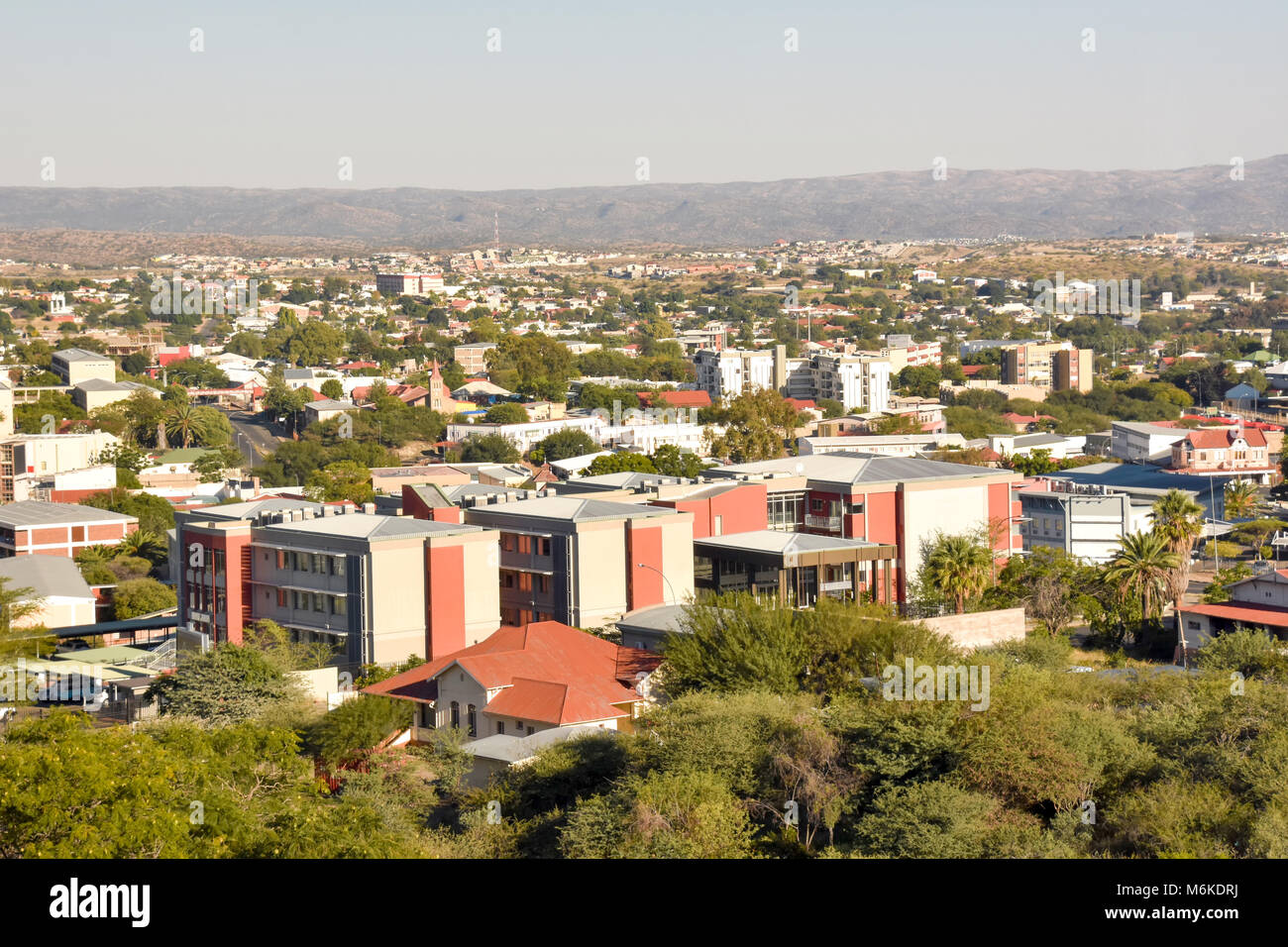 Una veduta aerea del centro di Windhoek capitale della Namibia in Africa australe Foto Stock